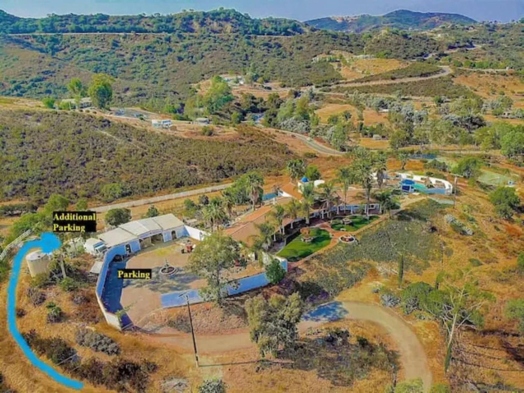Private Home On 10 Acres - Heated Salt Pool & Jacuzzi, Mountain & City Views, Horseshoes, Basketball, Bbq, Golf Putting, Foosball, Croquet, Bose Stereo, White Cotton Bedding - Hilltop Hacienda, Pool Heat Optional Jamul Bagian luar foto