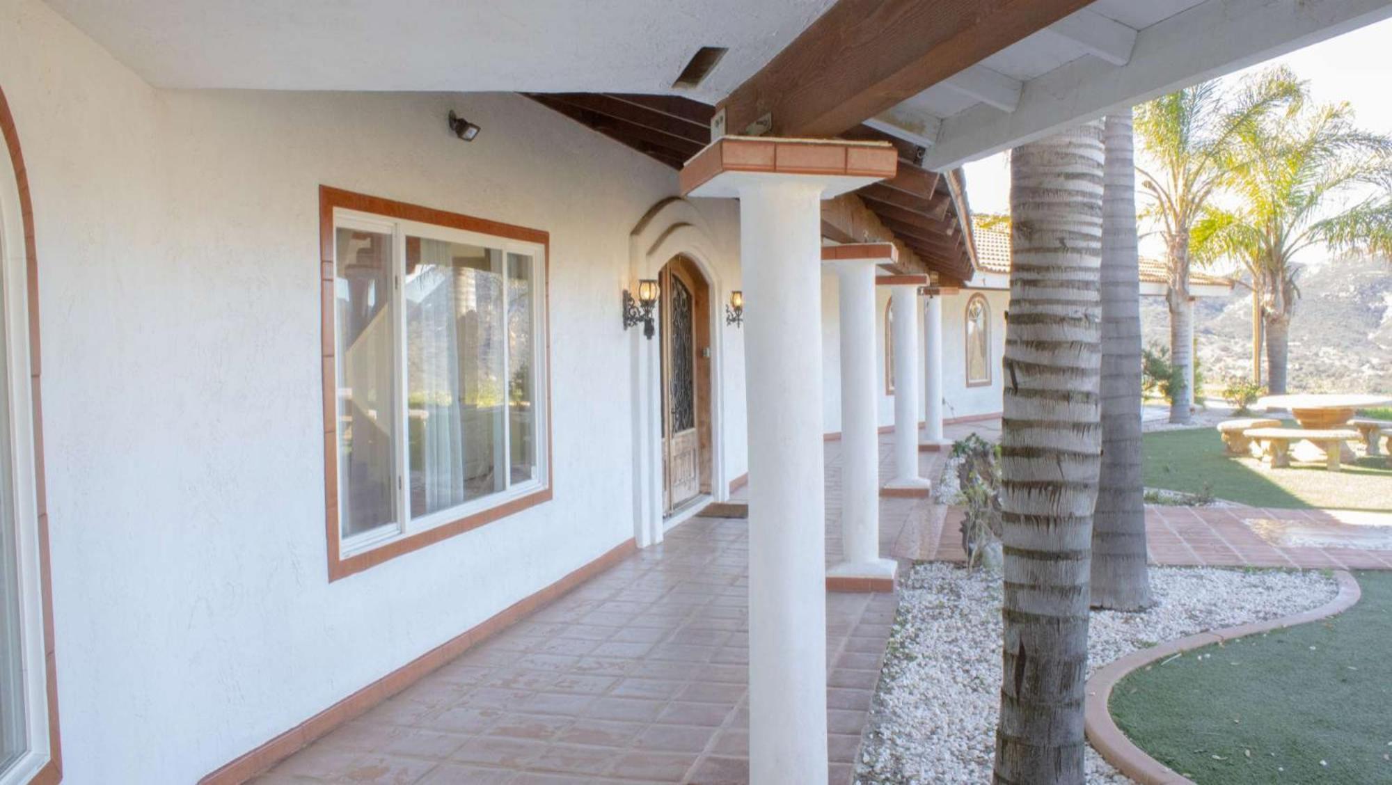 Private Home On 10 Acres - Heated Salt Pool & Jacuzzi, Mountain & City Views, Horseshoes, Basketball, Bbq, Golf Putting, Foosball, Croquet, Bose Stereo, White Cotton Bedding - Hilltop Hacienda, Pool Heat Optional Jamul Bagian luar foto