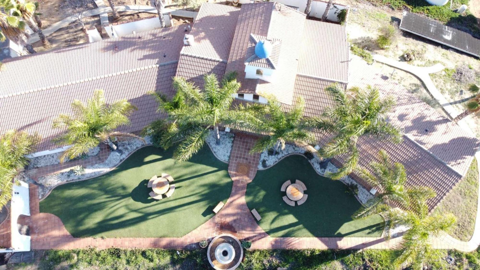Private Home On 10 Acres - Heated Salt Pool & Jacuzzi, Mountain & City Views, Horseshoes, Basketball, Bbq, Golf Putting, Foosball, Croquet, Bose Stereo, White Cotton Bedding - Hilltop Hacienda, Pool Heat Optional Jamul Bagian luar foto