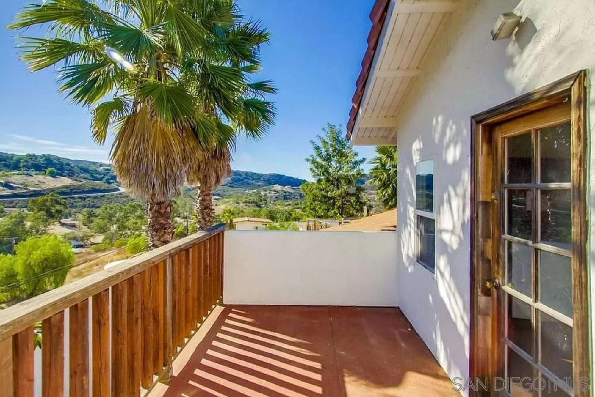 Private Home On 10 Acres - Heated Salt Pool & Jacuzzi, Mountain & City Views, Horseshoes, Basketball, Bbq, Golf Putting, Foosball, Croquet, Bose Stereo, White Cotton Bedding - Hilltop Hacienda, Pool Heat Optional Jamul Bagian luar foto
