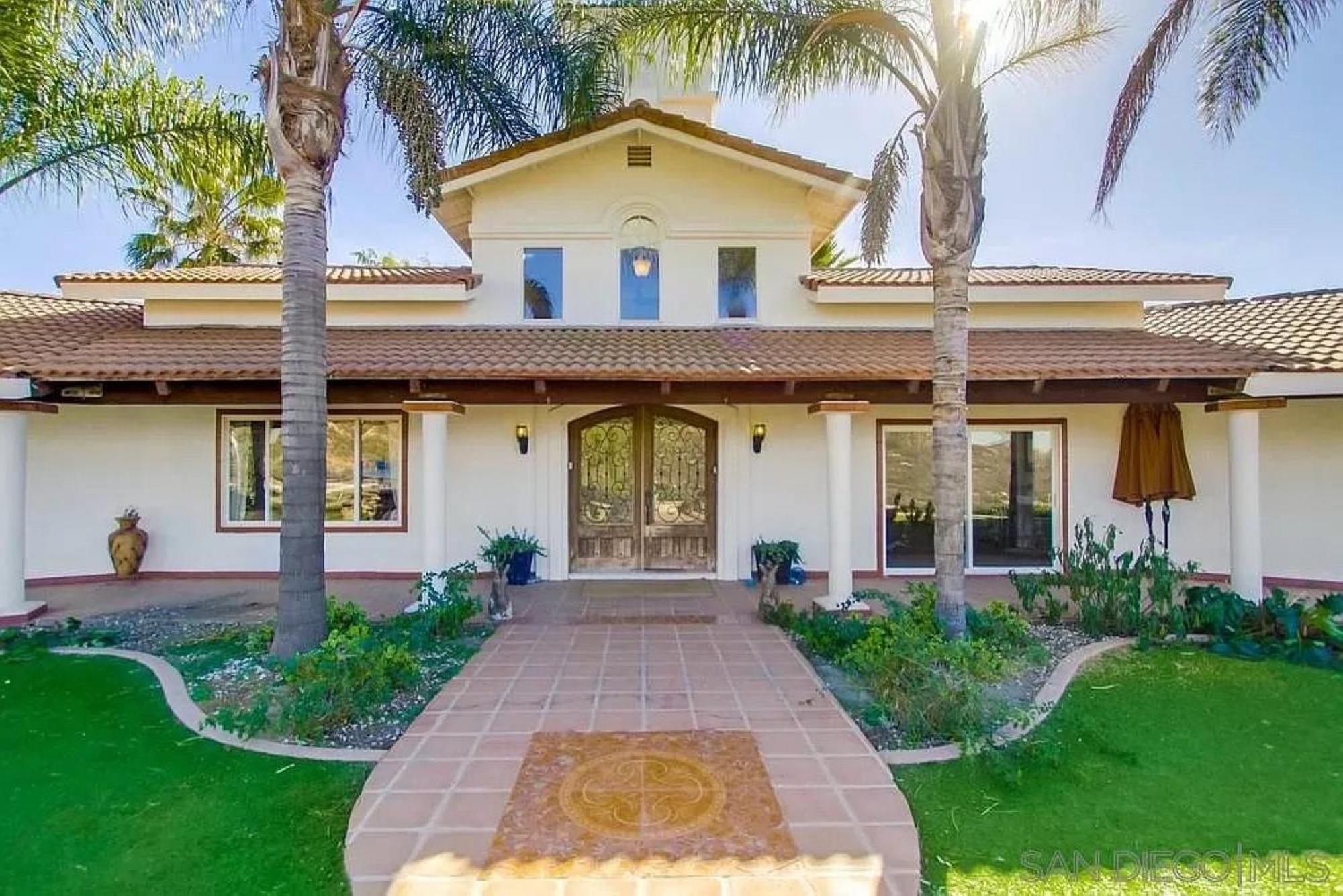 Private Home On 10 Acres - Heated Salt Pool & Jacuzzi, Mountain & City Views, Horseshoes, Basketball, Bbq, Golf Putting, Foosball, Croquet, Bose Stereo, White Cotton Bedding - Hilltop Hacienda, Pool Heat Optional Jamul Bagian luar foto